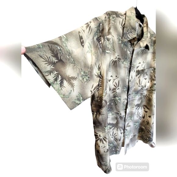 XLT 100% Silk Tropical Hawaiian Short Sleeve Button Down Dress Shirt Vacation - Picture 4 of 8